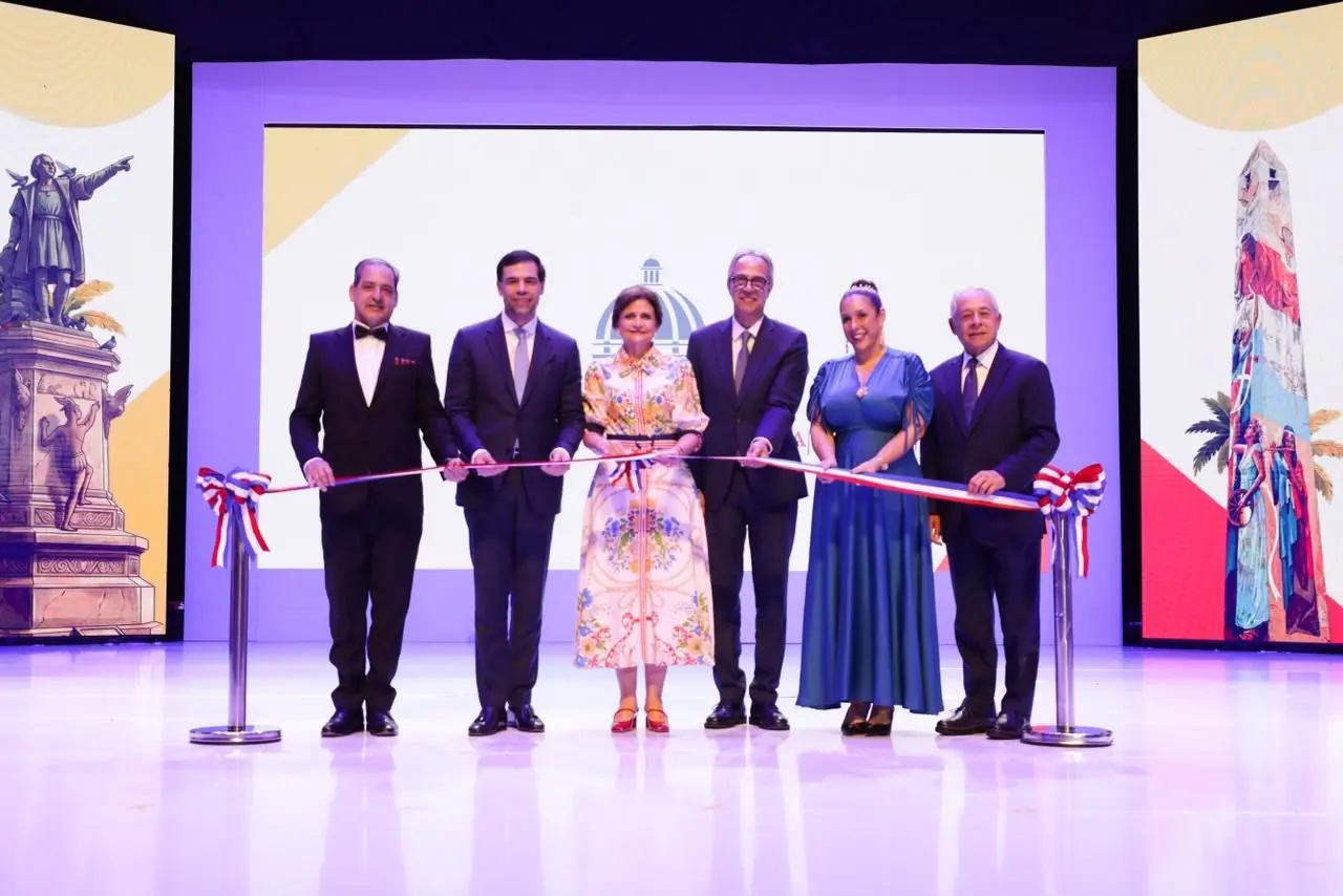 Raquel Peña encabeza apertura de la XXVIII Feria Internacional del Libro SD