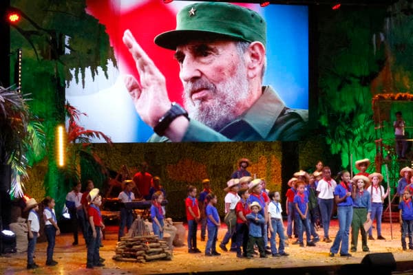 Cuba conmemora el centenario de Fidel Castro con la presencia de su hermano Raúl Castro